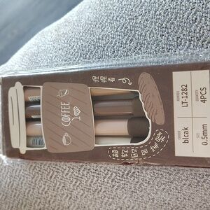 Set of ink pens Black